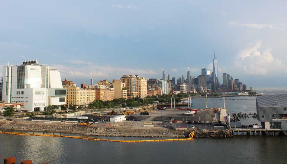 Gansevoort Peninsula under construction